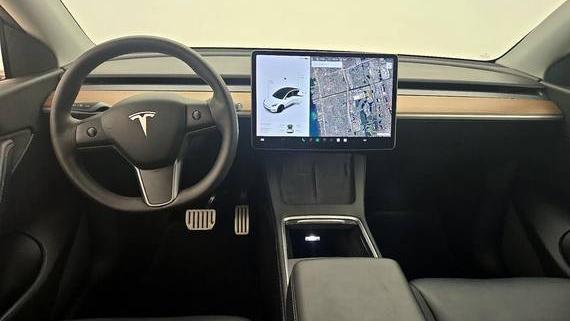 TESLA MODEL Y 2022 7SAYGDEF6NF378208 image